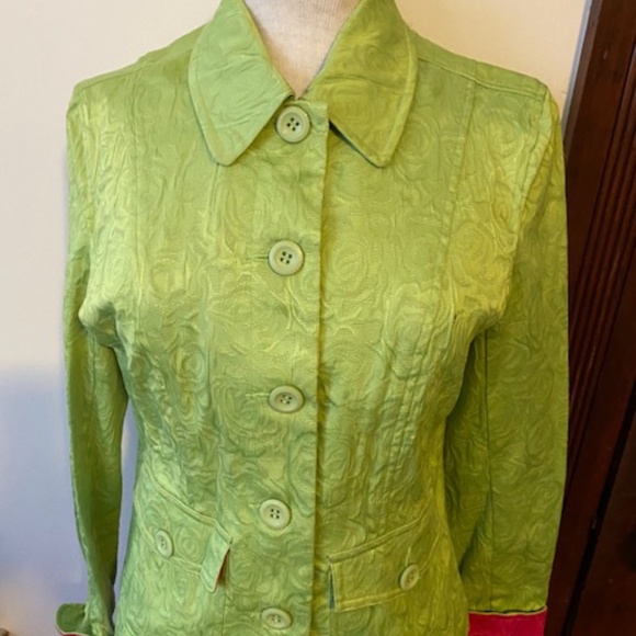 Blazer - Picture 1 of 2